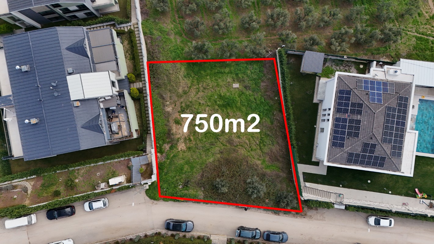 MUDANYA BADEMLİ'DE MANZARALI 750m² SATILIK ARSA