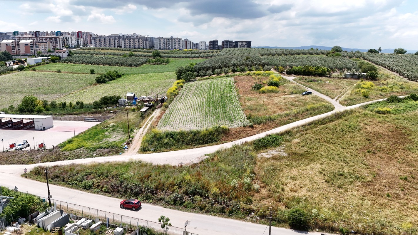 Görükle'de Asfalt Cepheli, İmar sınırı - 875m² - Kısmi Takaslı