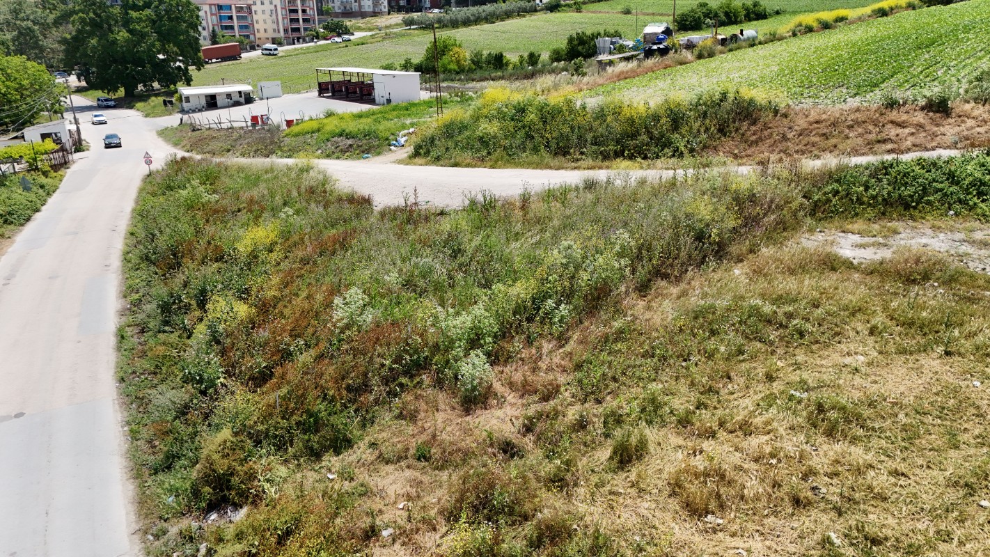 Görükle'de Asfalt Cepheli, İmar sınırı - 875m² - Kısmi Takaslı