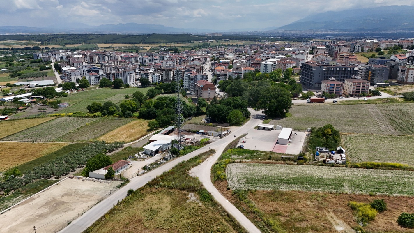 Görükle'de Asfalt Cepheli, İmar sınırı - 875m² - Kısmi Takaslı