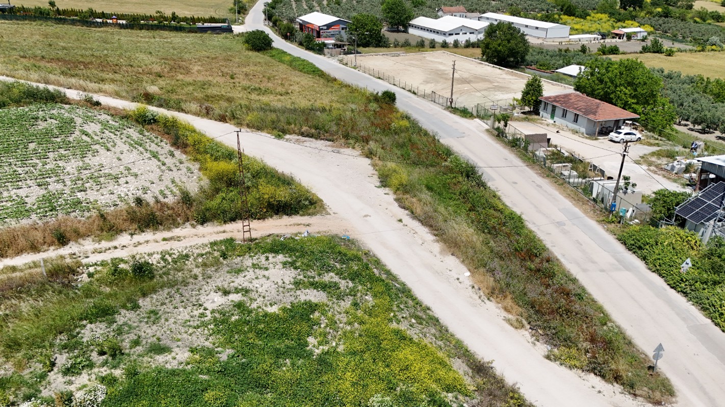 Görükle'de Asfalt Cepheli, İmar sınırı - 875m² - Kısmi Takaslı