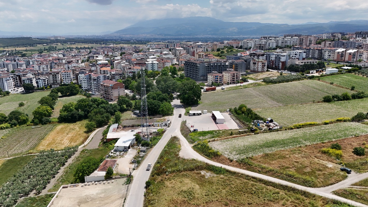 Görükle'de Asfalt Cepheli, İmar sınırı - 875m² - Kısmi Takaslı