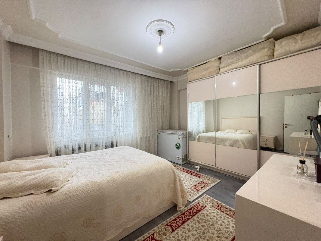 BURSA NİLÜFER FETHİYE'DE METROYA YAKIN 140 m² NET 3+1 DAİRE