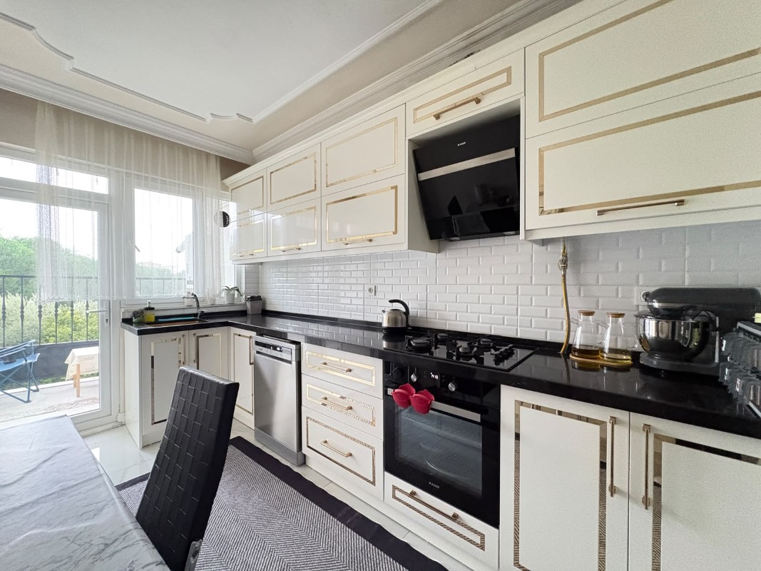 BURSA NİLÜFER FETHİYE'DE METROYA YAKIN 140 m² NET 3+1 DAİRE