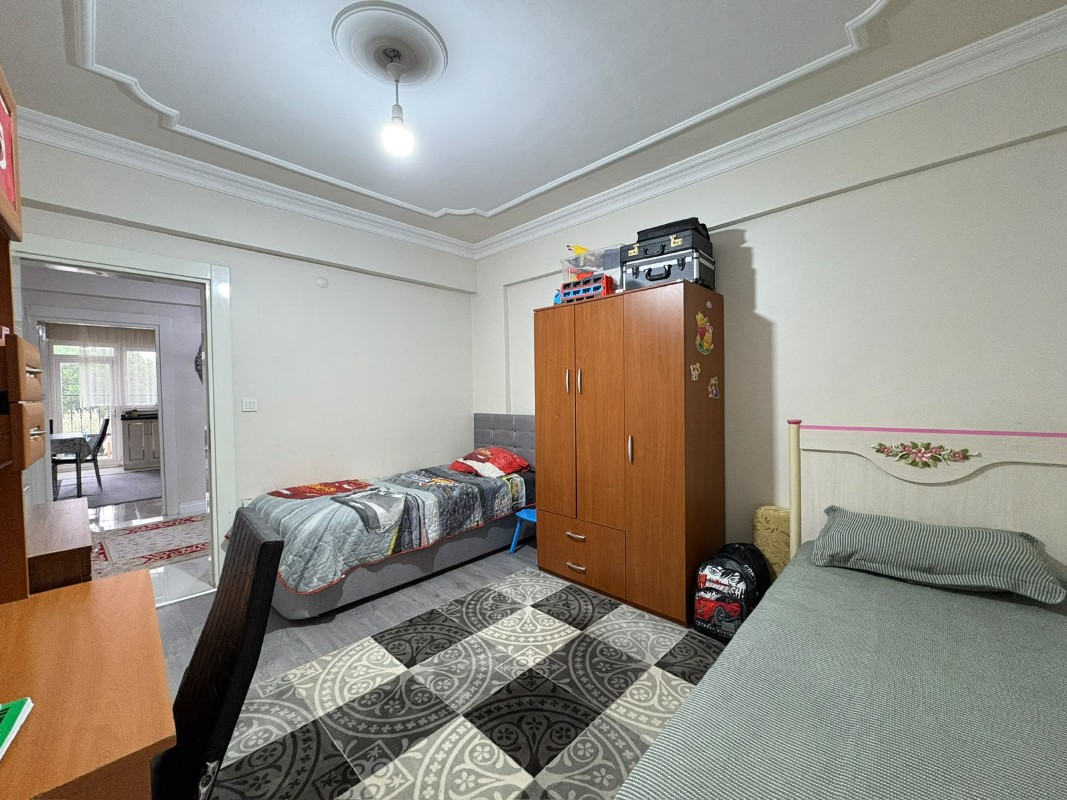 BURSA NİLÜFER FETHİYE'DE METROYA YAKIN 140 m² NET 3+1 DAİRE