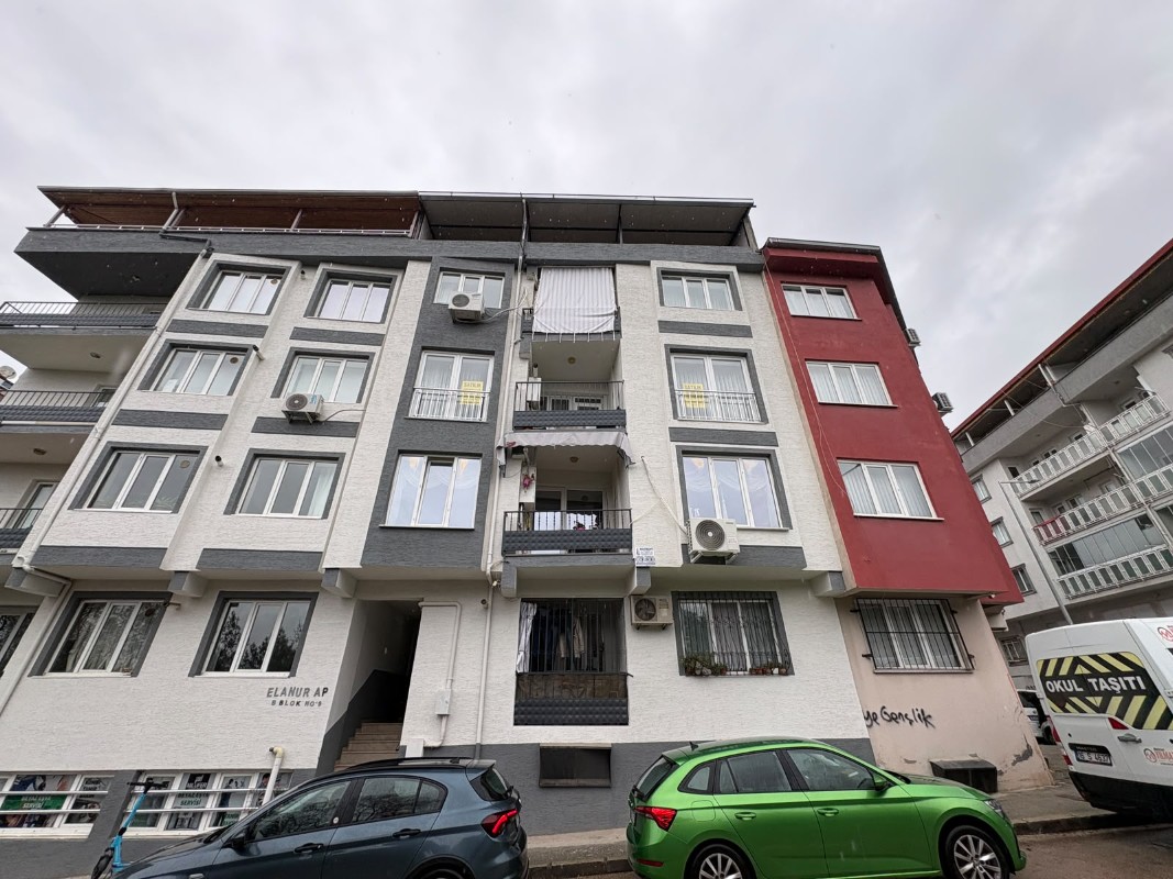 BURSA NİLÜFER FETHİYE'DE METROYA YAKIN 140 m² NET 3+1 DAİRE